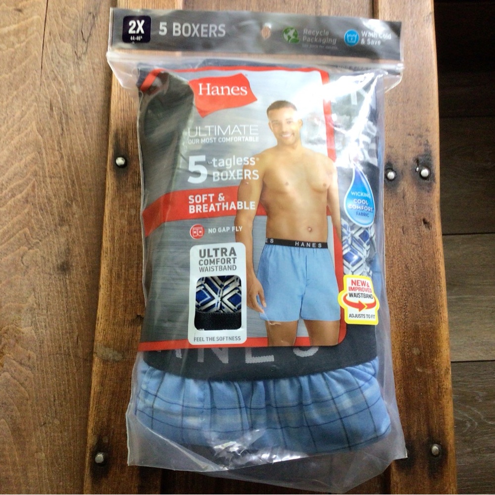Hanes Men's Tagless Assorted Boxer Briefs - 5 Pack